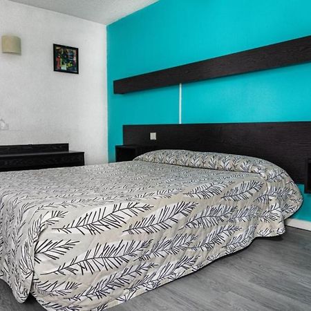 Hotel Les Tourrades Cannes Exterior photo